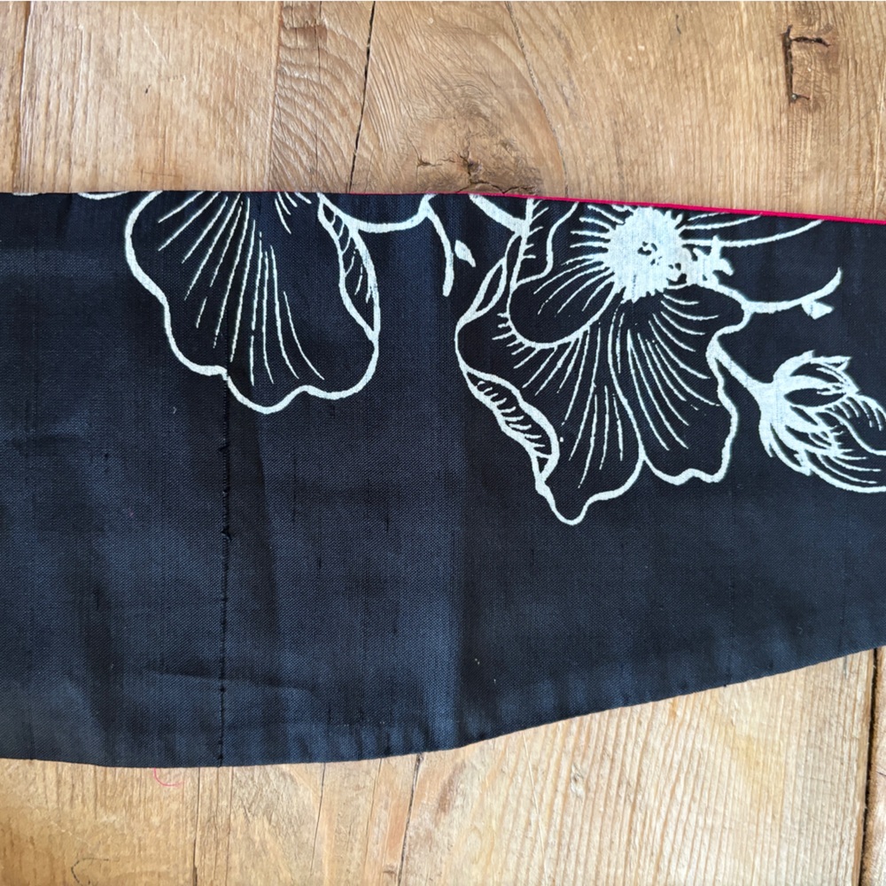 Smoking Lily Obi-Style Silk Belt